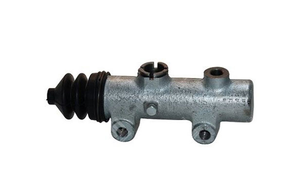 Clutch Master Cylinder - Iveco - 4853408, KG310601, 0204162084, 1422721, 386090 - Mi Nr: 349.005690